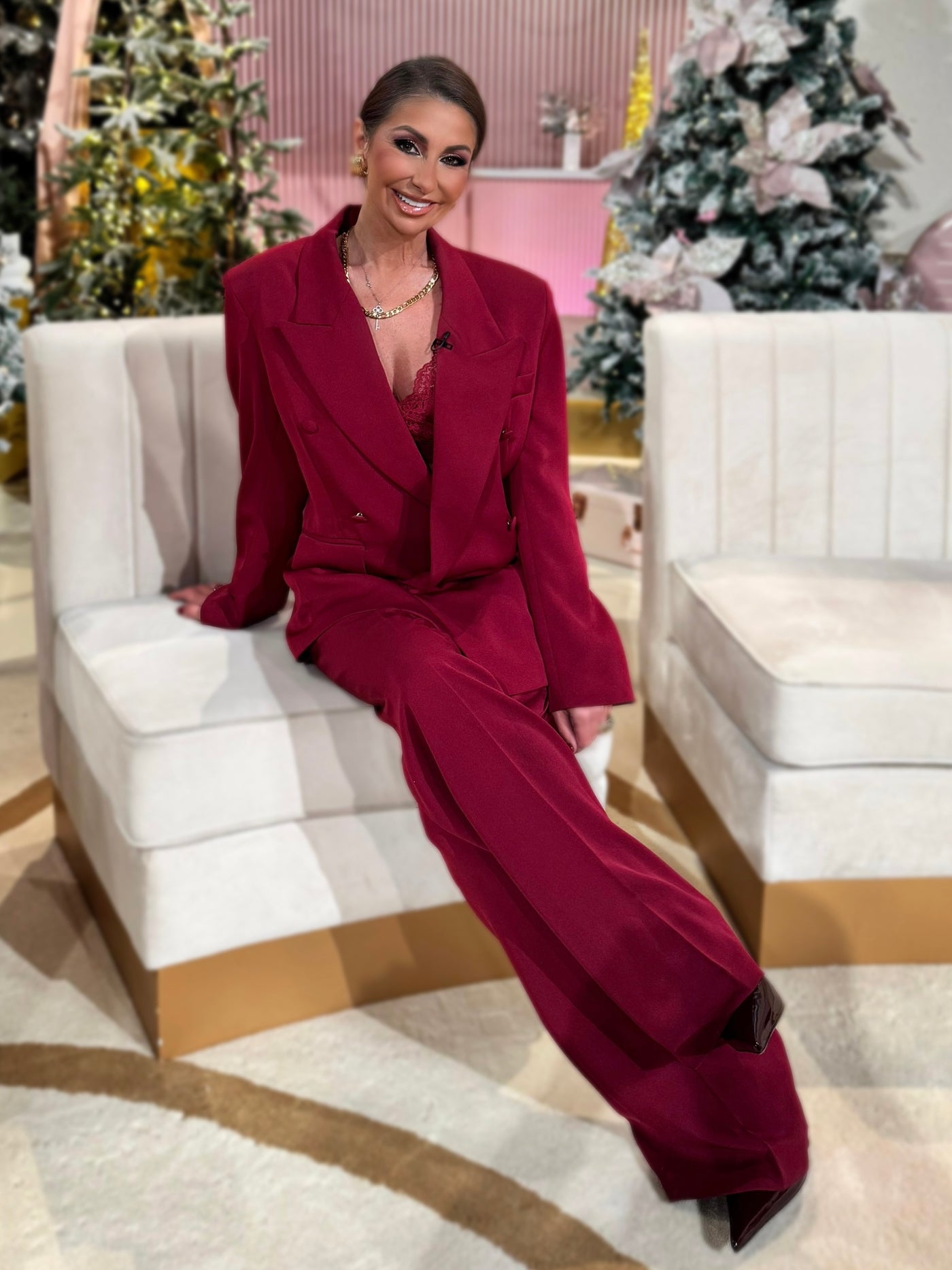 Studio suit – Cherry