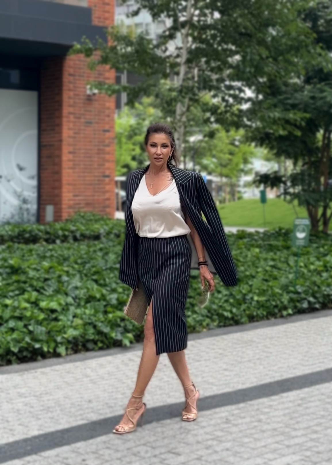 Monaco signature stripe skirt suit – black