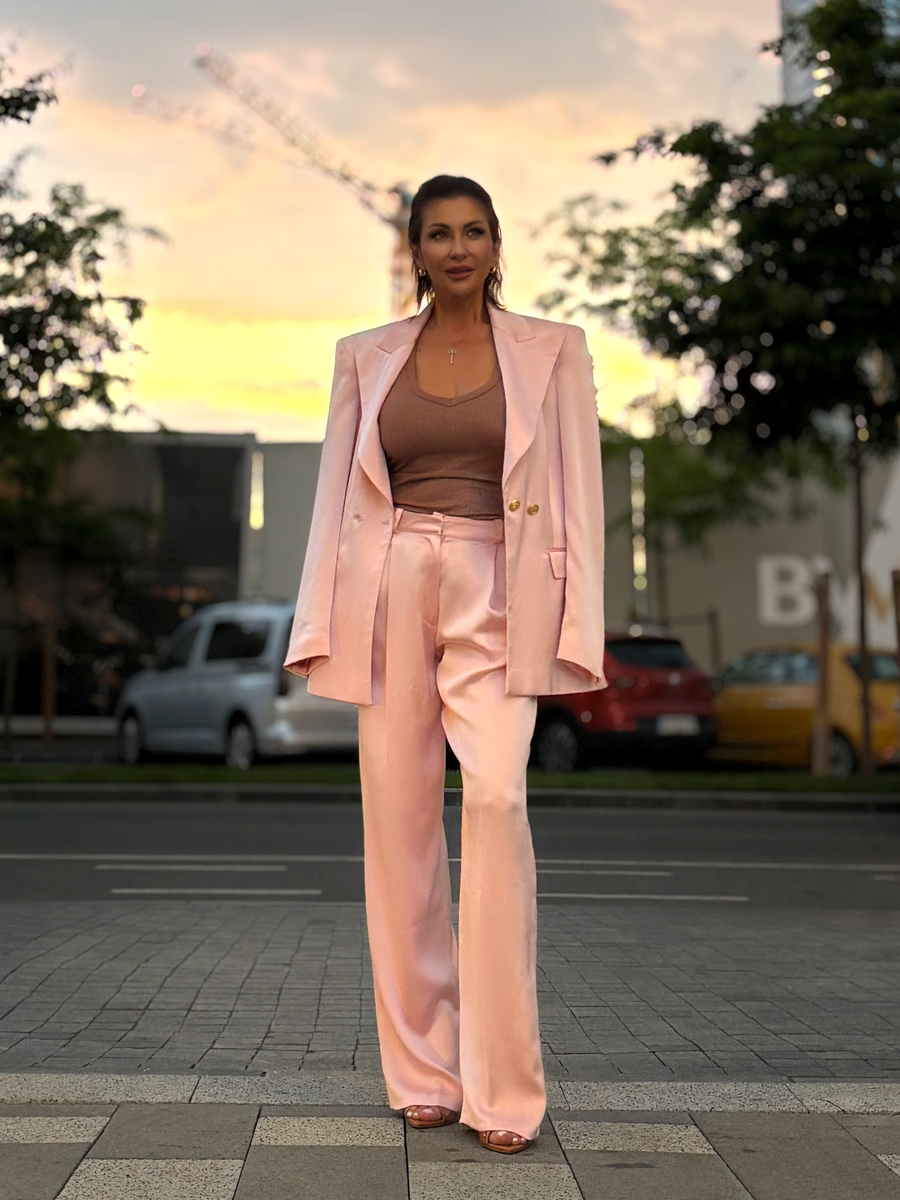 Pink Champagne - luxe suit