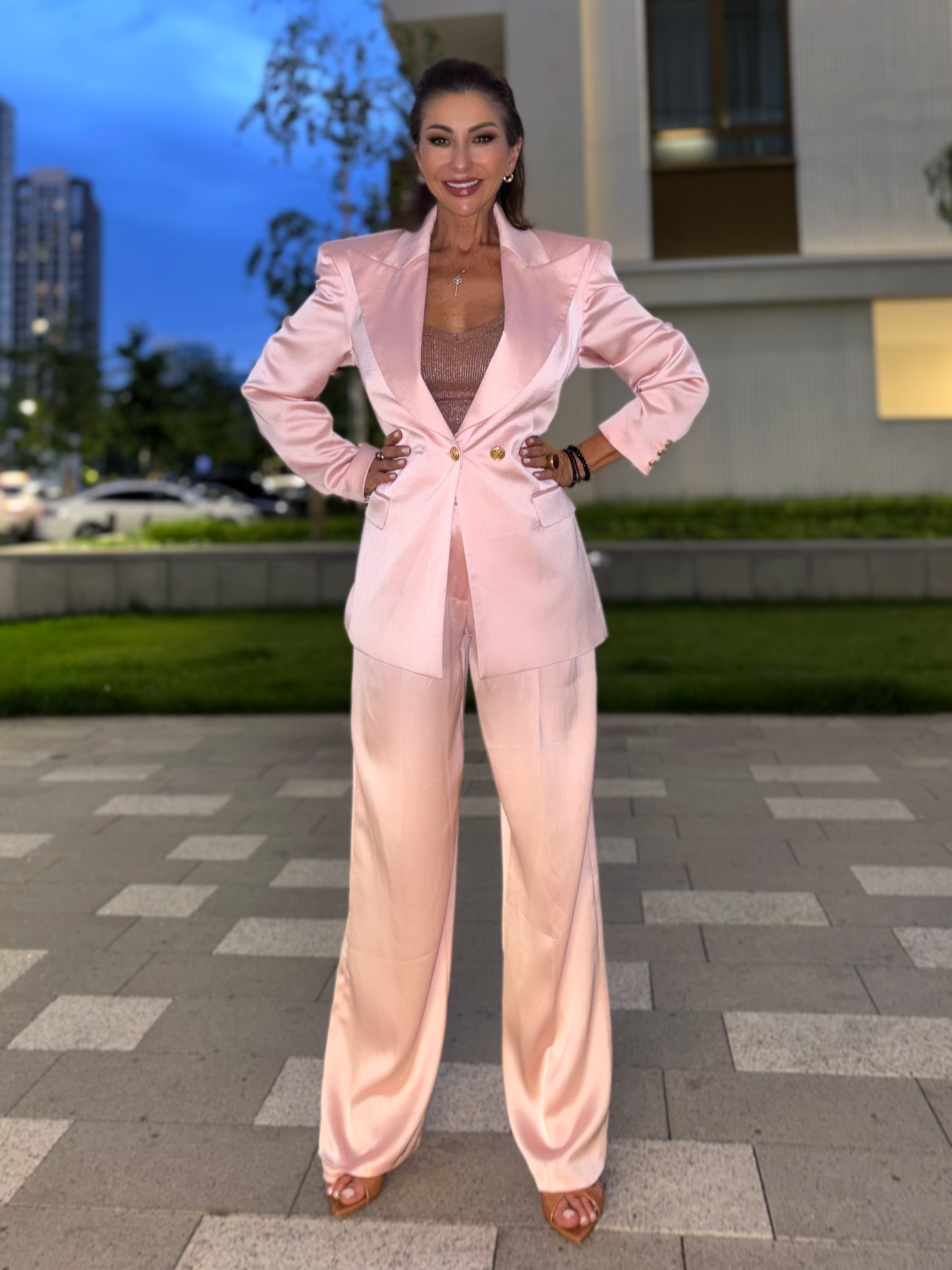 Pink Champagne - luxe suit
